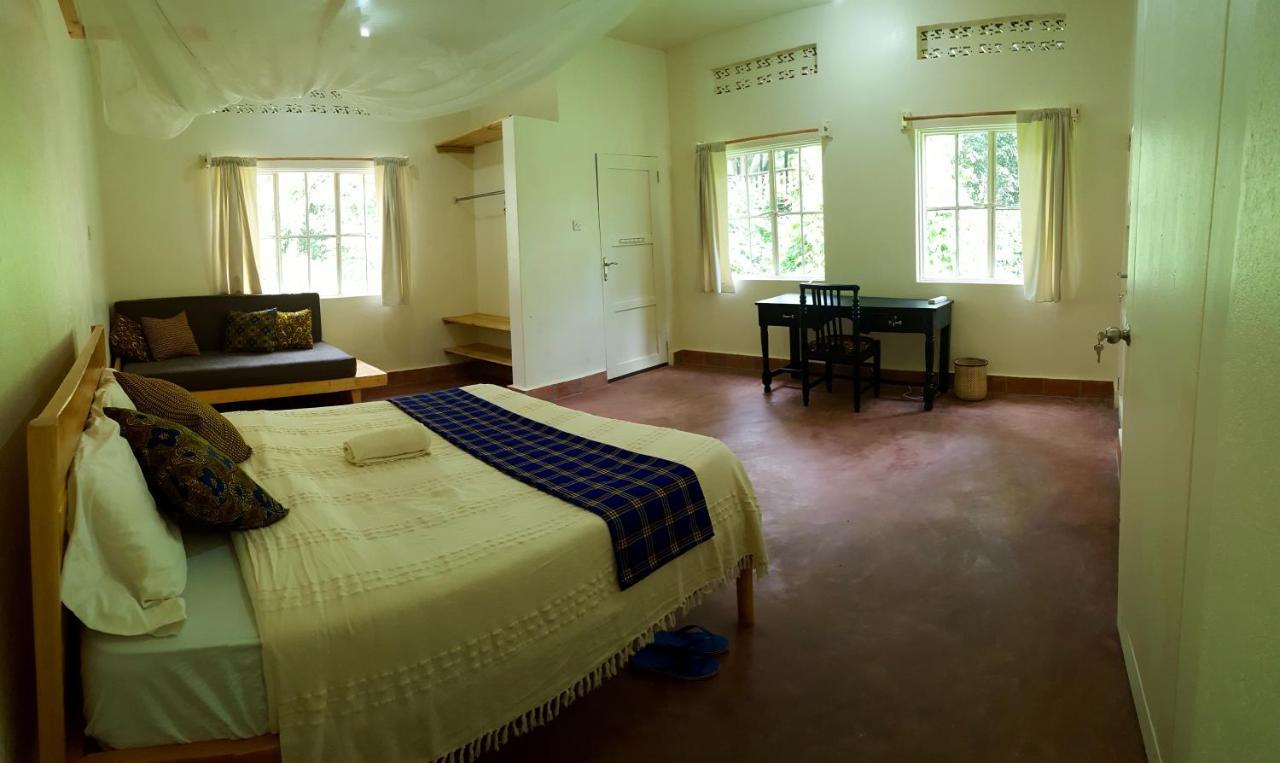 Bwindi Guest House Kanungu エクステリア 写真